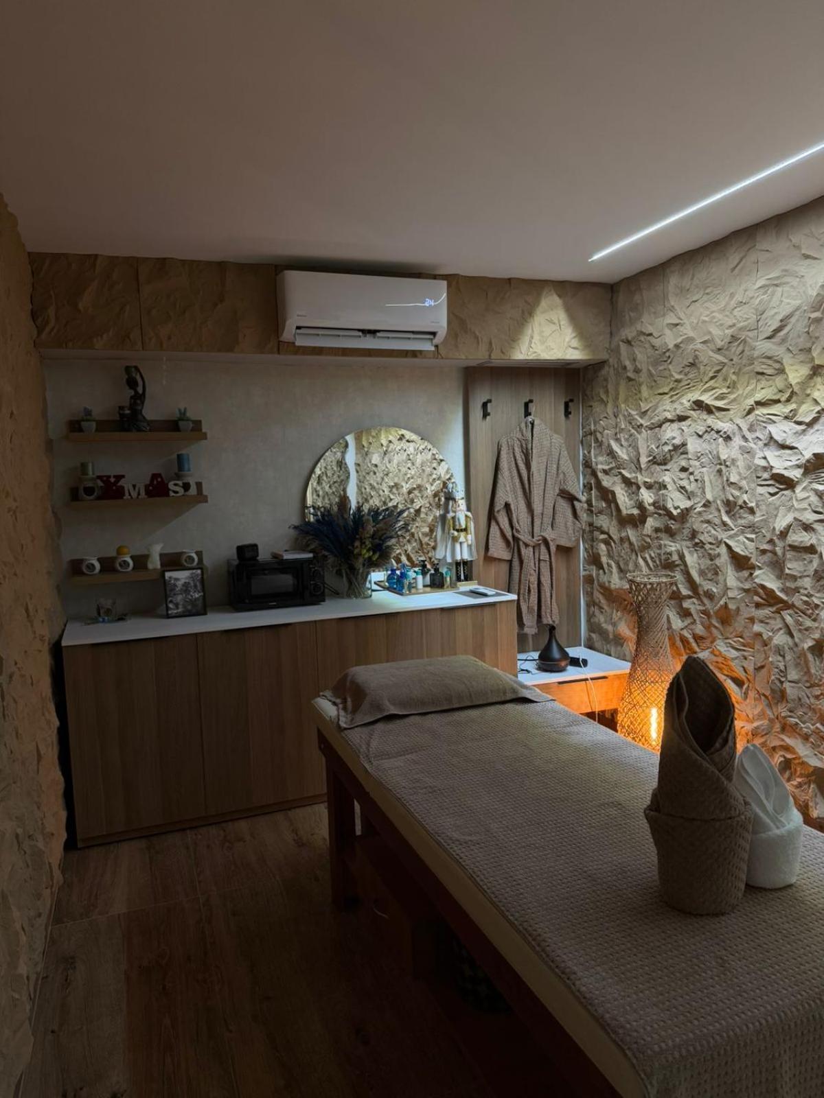 Diamond Hotel دراس المظهر الخارجي الصورة